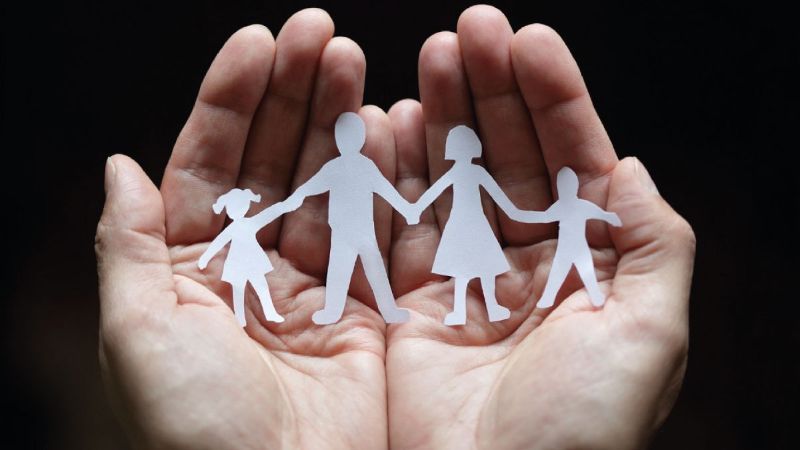 reagrupacion-familiar-en-regimen-comunitario-familia-extensa-al_magreb Abogados de Extranjería en Málaga · Reagrupación familiar